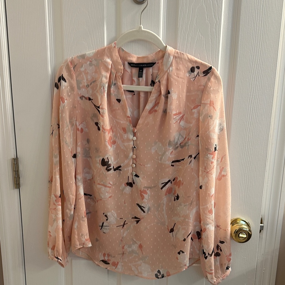 White House Black Market Light Peach/ Pink Floral Blouse